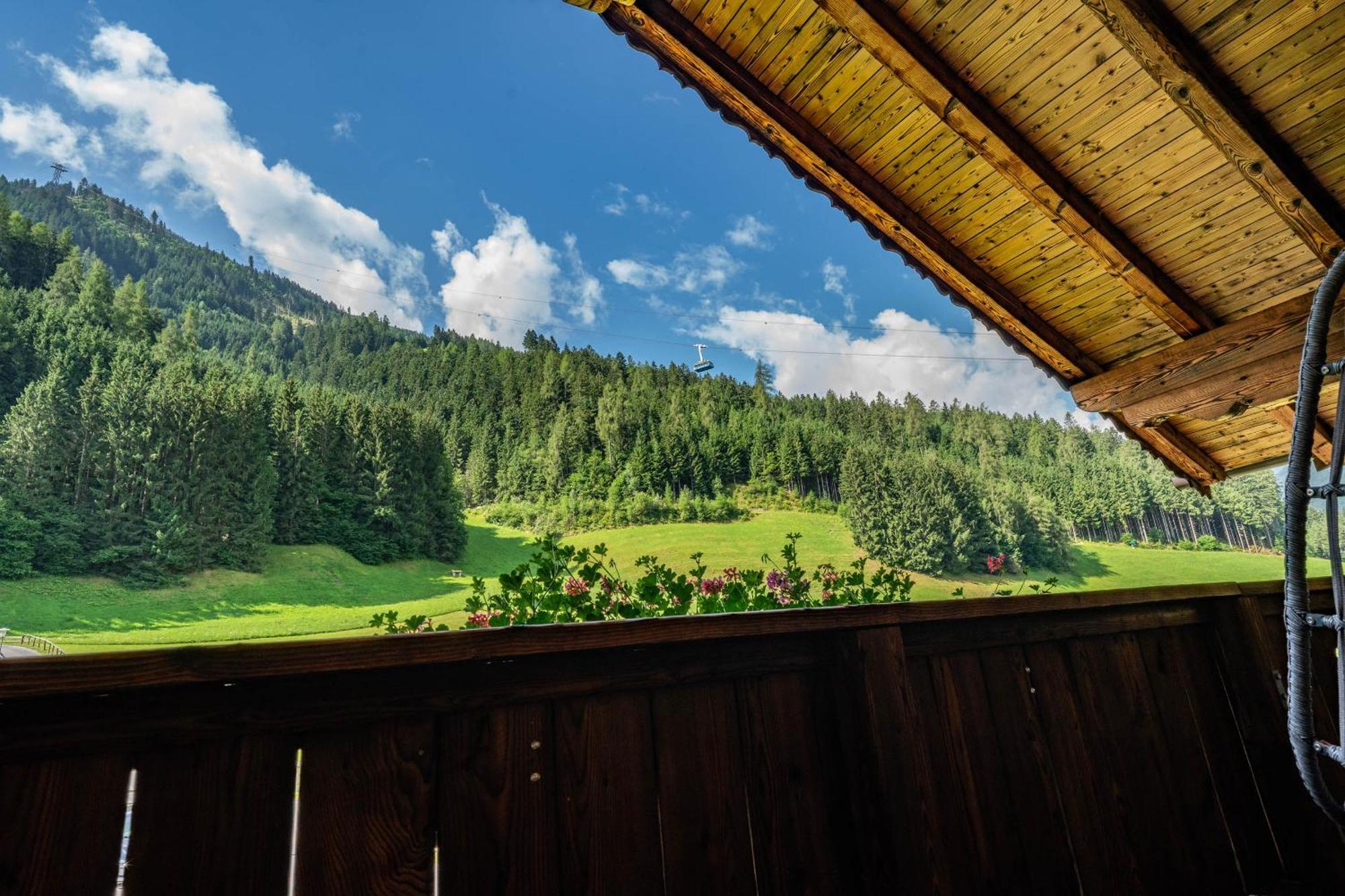 Landhaus Ifangl Mayrhofen Exterior foto